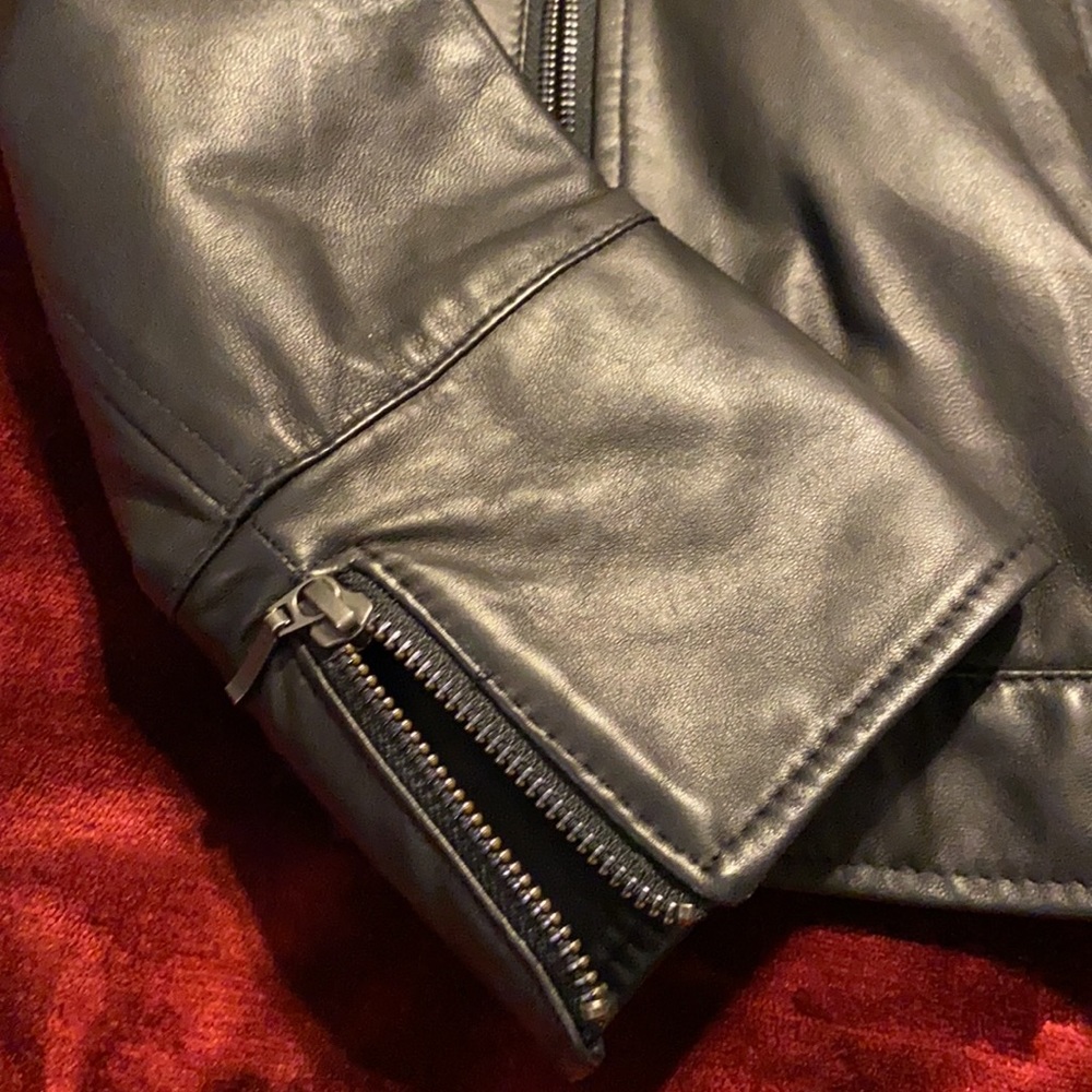 Remy Leather Jacket - Picture 5 of 8